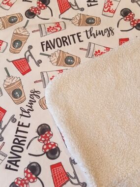 Starbucks & Minnie Pattern Cozy Sherpa Blanket Chic Fil A And Target